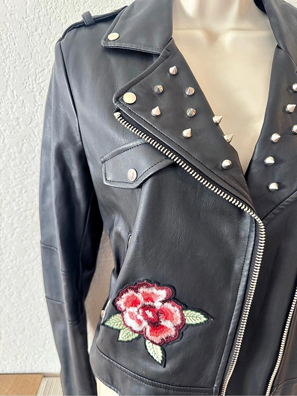 Zara Women's Black Embroidered Moto Jacket - Picture 3 of 5